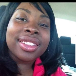 Meet your Posher, Kaela-amari